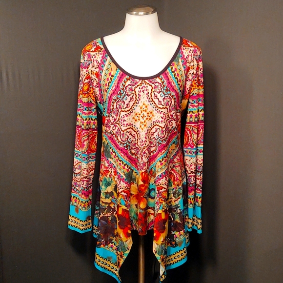 Beige by eci Tops - Beige by Eci mixed print tunic